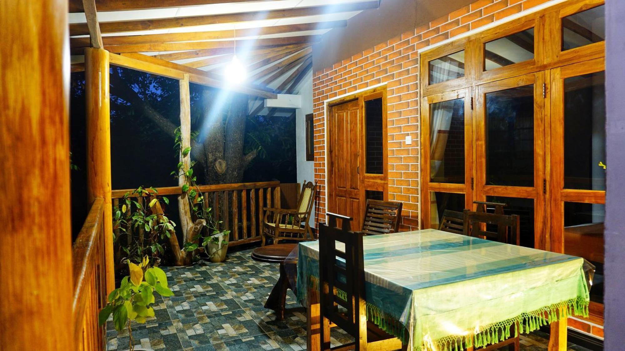 Sigiri Dilu Villa Сигирия Екстериор снимка